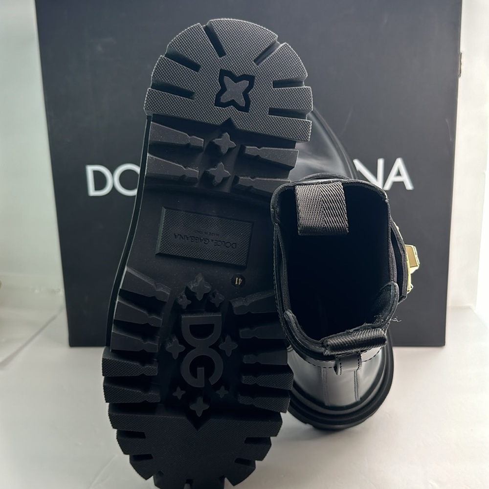 New Authentic DOLCE & GABBANA
LEATHER CHELSEA BOOTS - Picture 10 of 12